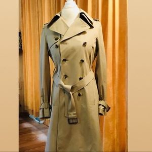 *Like New* Theory Double Breasted Trench Coat